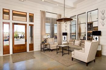 Leasing Office Lounge at Walton Bluegrass, Alpharetta, 30005